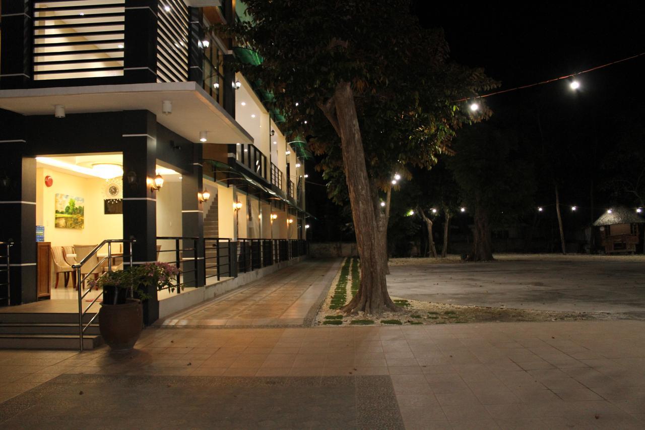 Ralphseej Pension House Moalboal Exterior photo